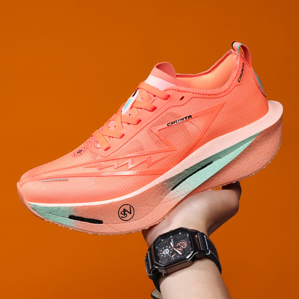 Running Shoes Speciality Carbo - đánh giá và giá Running Shoe Carbon