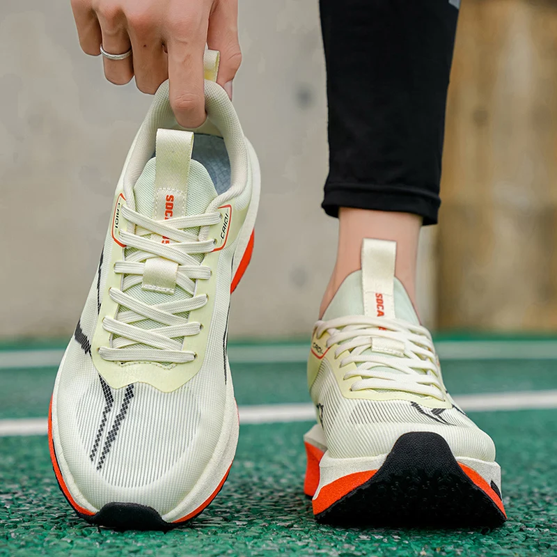 Running Shoes Carbon Board Spe - đánh giá và giá Running Shoe Carbon